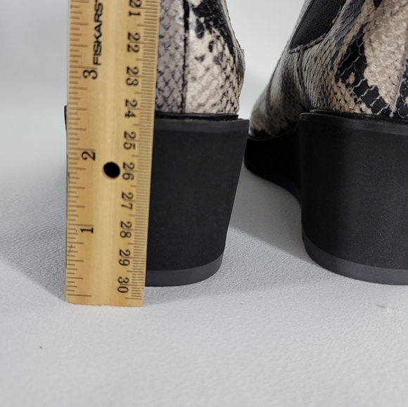 Cecelia New York Gemma Wedge Booties Sz 7.5 M - Picture 8 of 16